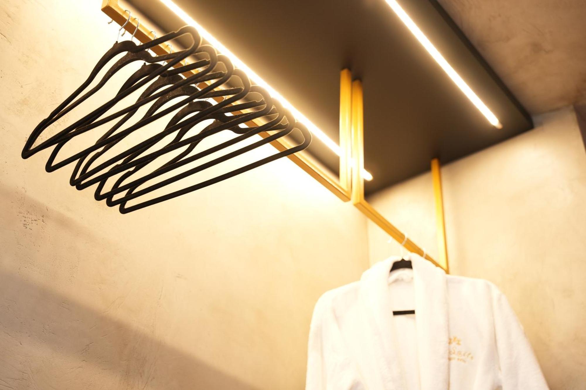 טיראנה La Suite Boutique Hotel מראה חיצוני תמונה