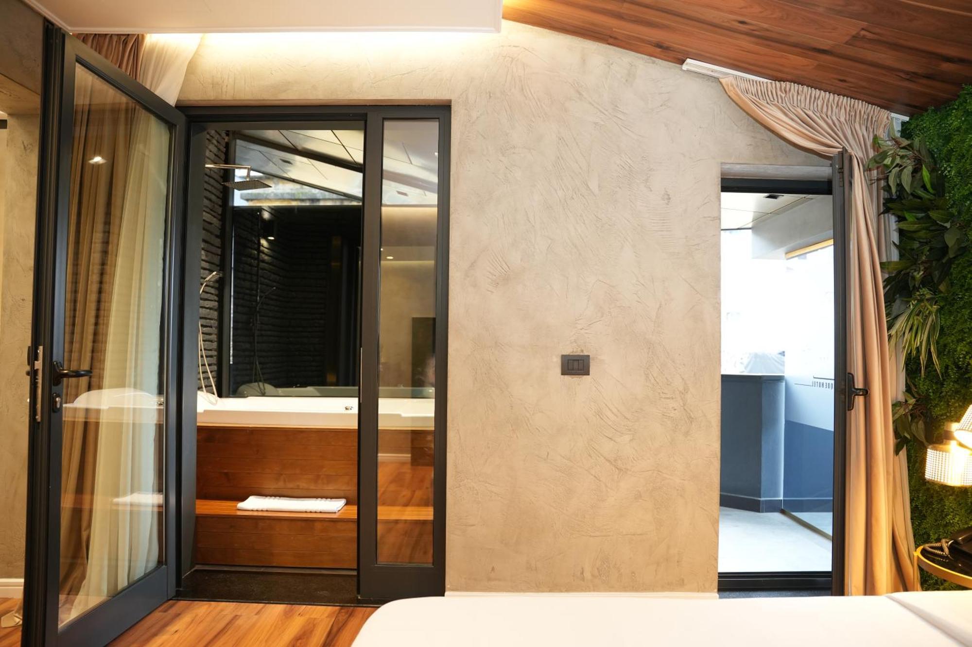טיראנה La Suite Boutique Hotel מראה חיצוני תמונה